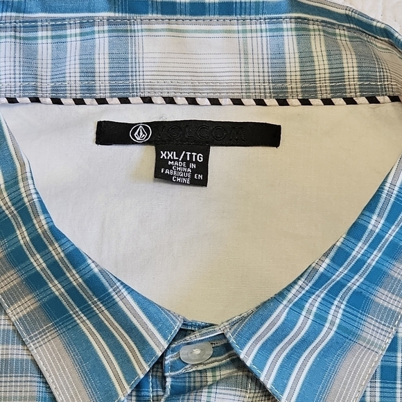 VOLCOM Mens X Factor Plaid Button Down Shirt - Picture 6 of 8